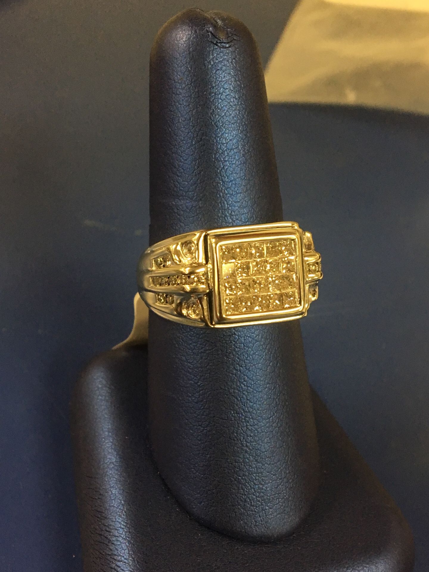14k men’s ring with diamonds