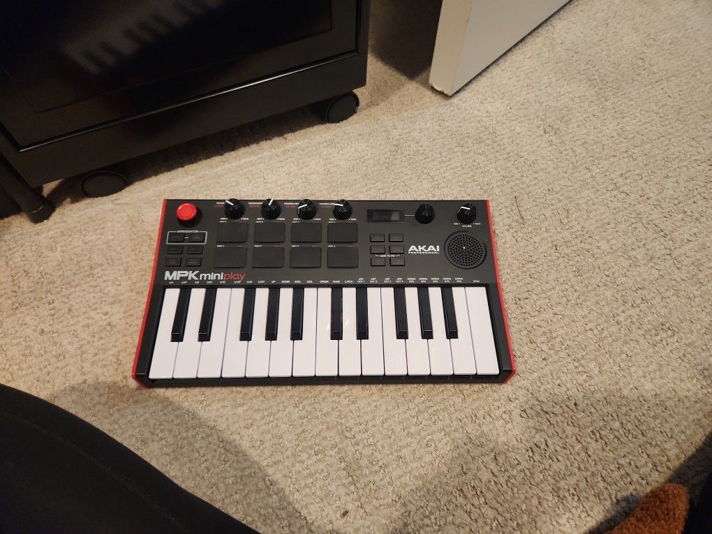 MPK mini play Keyboard ( MPKMiniplay )