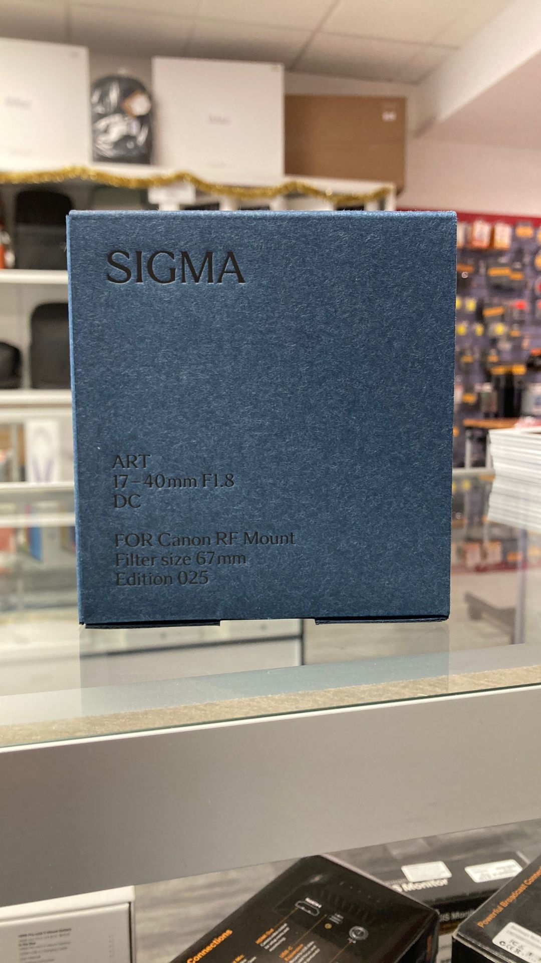 Sigma 17-40mm F1.8 Lens For Canon RF