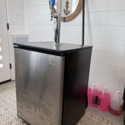 Haier Kegerator 