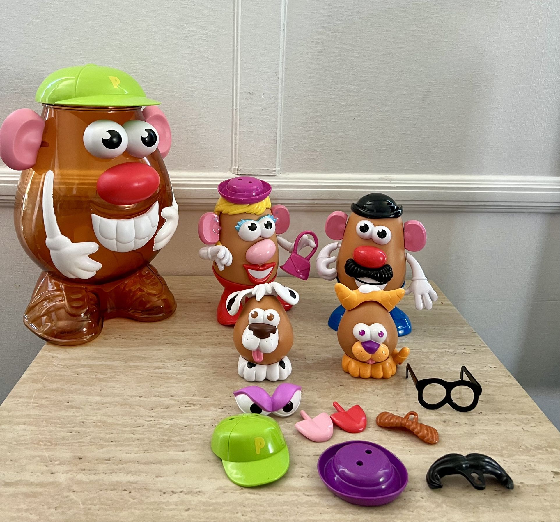 Toys -Plays lol Mr. Potato Head Super Spud