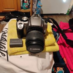 Cannon Camera DS 126071
