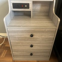 3 Drawer, Nightstand With Usb And Outlets