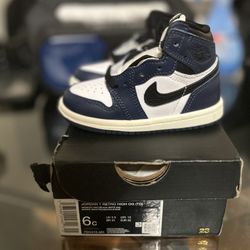 Jordan 1 "Navy&Black" Brand New, Never Worn.