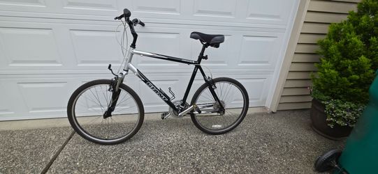 Giant Sedona ALUXX Aluminum 21-Speed Bike – $200 OBO