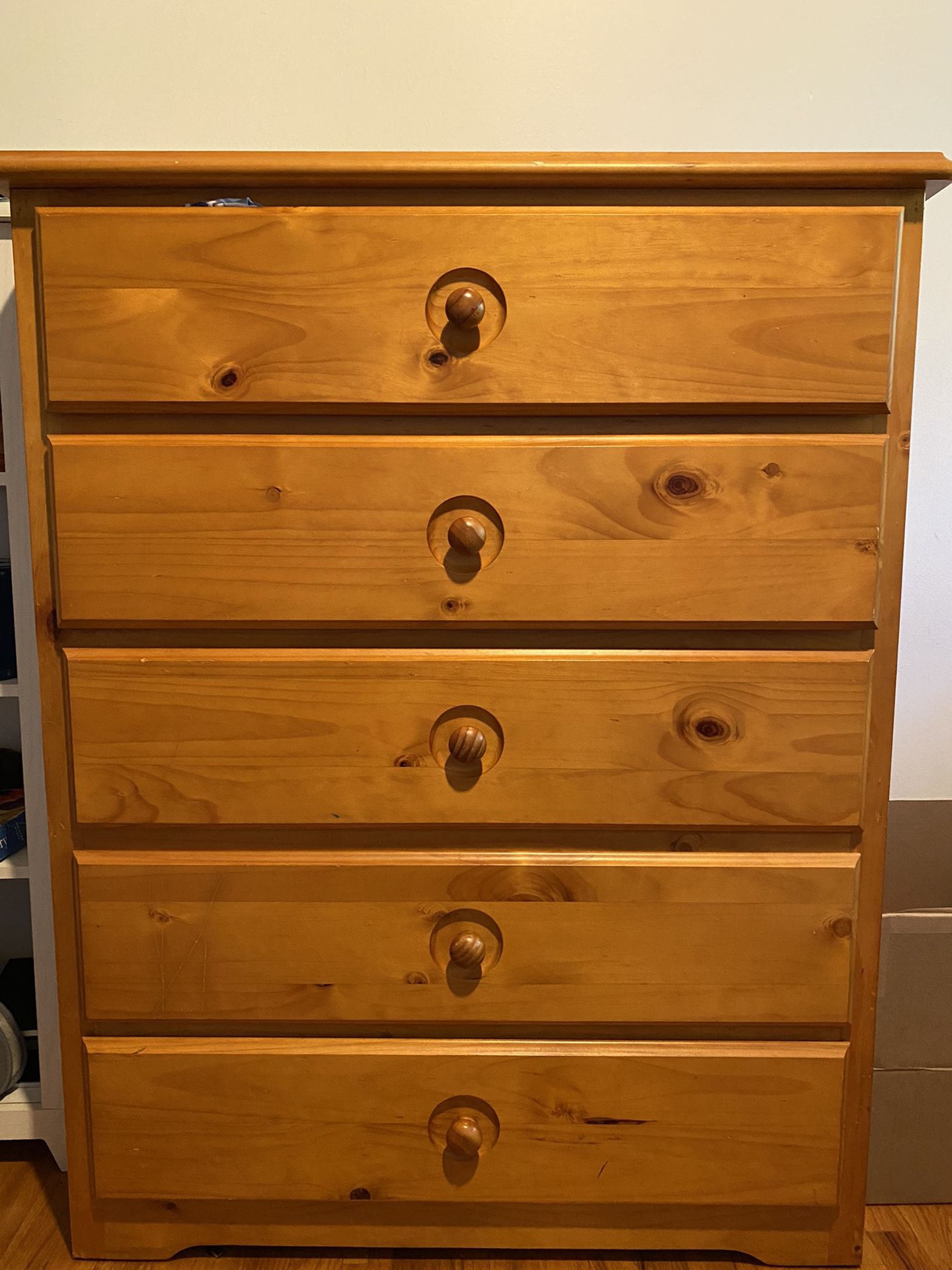 Farmhouse Rustic Pine Bedroom Dresser Chest Of Drawers 5 Drawers 