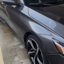 Car Detail For The Low in Rialto Lmk