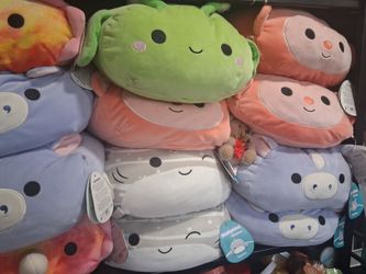 SQUISHMALLOWS