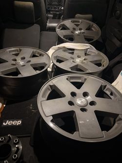 OEM JEEP JK Wheels - 18in.