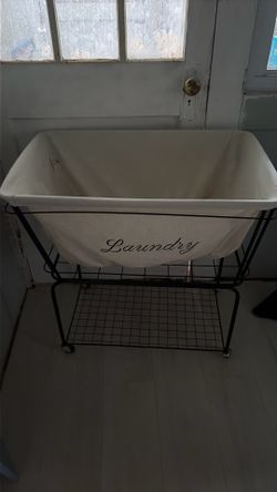 Laundry basket