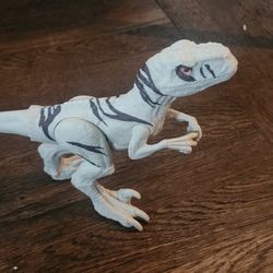 Medium size jurassic park dinosaur