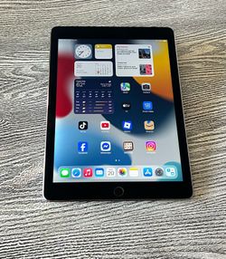 Apple iPad Air A1567- 64GB- Unlocked. $60