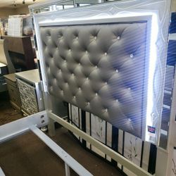 Bedroom Set Queen New