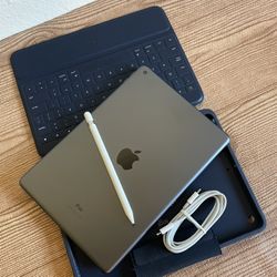 Apple iPad 7th Generation 128GB With Logitech Keyboard and Pencil