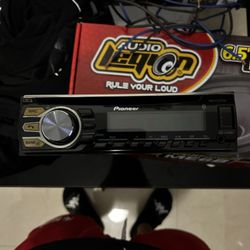 pioneer radio 
