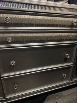 Grey 4 Piece Queen Size Bed