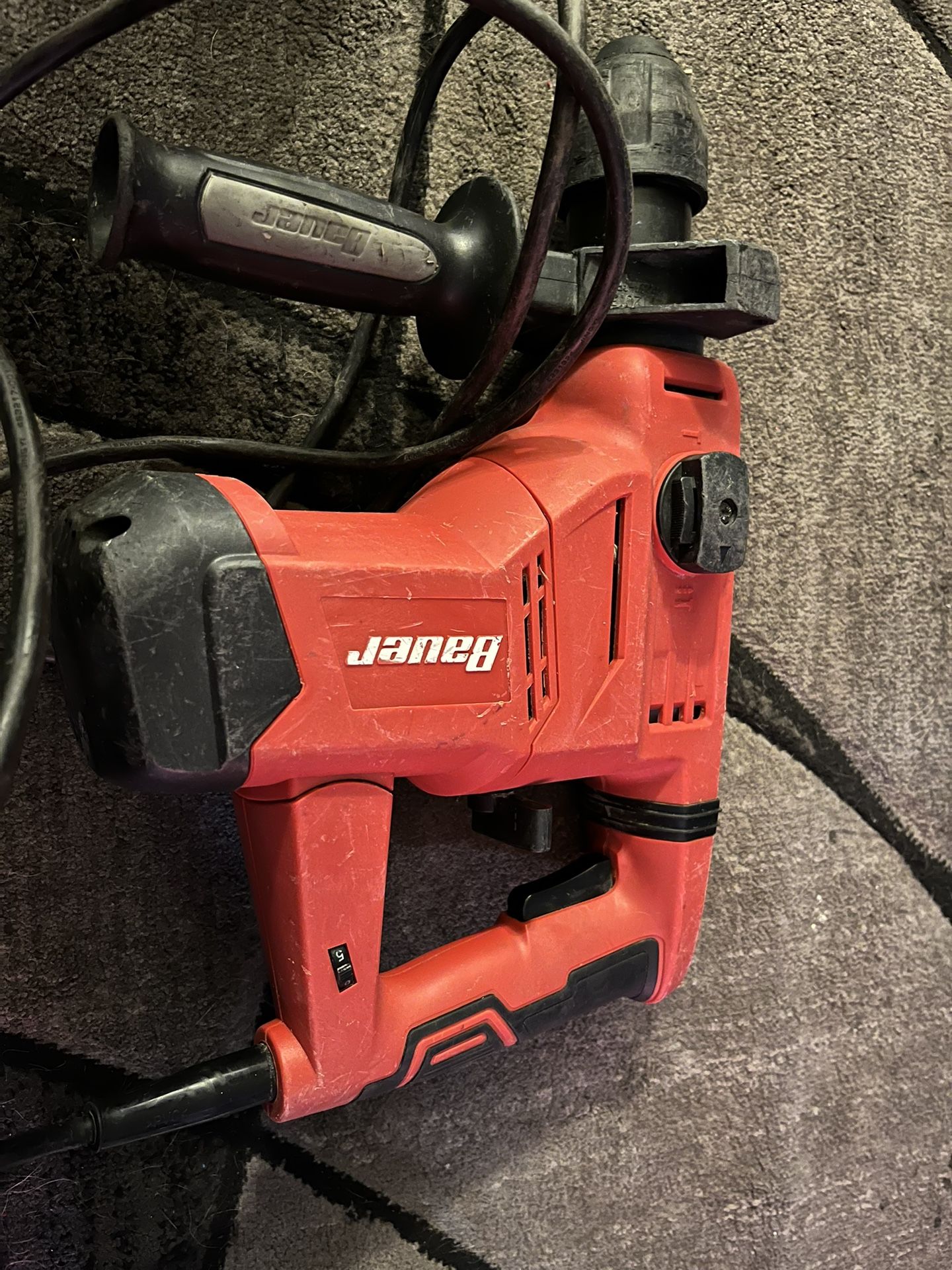 BAVER 10 Amp 1 1/8 In SDS-Type Variable Speed Rotary Hammer