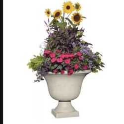 17.75”  Urn planter/flower Pot/ Macetas