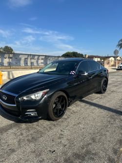 2015 Infiniti Q50 • 3.7 Sedan 4D