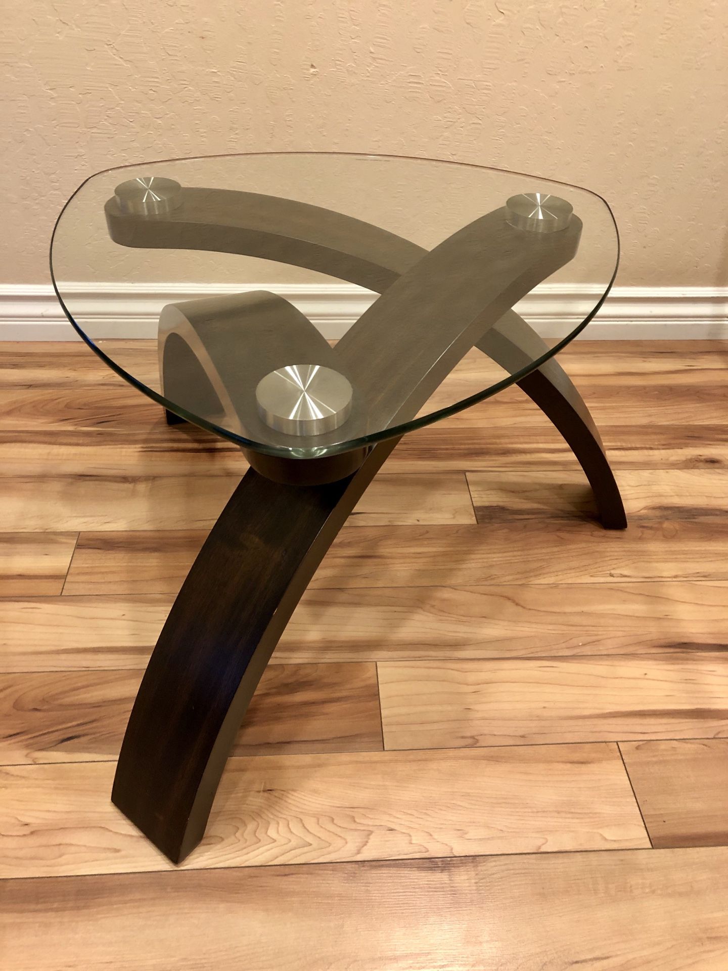 Living Spaces Allure end table