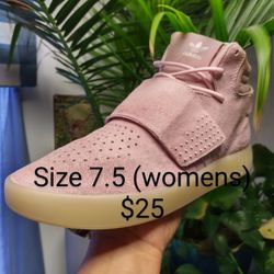 Addidas Size 7.5 Womens