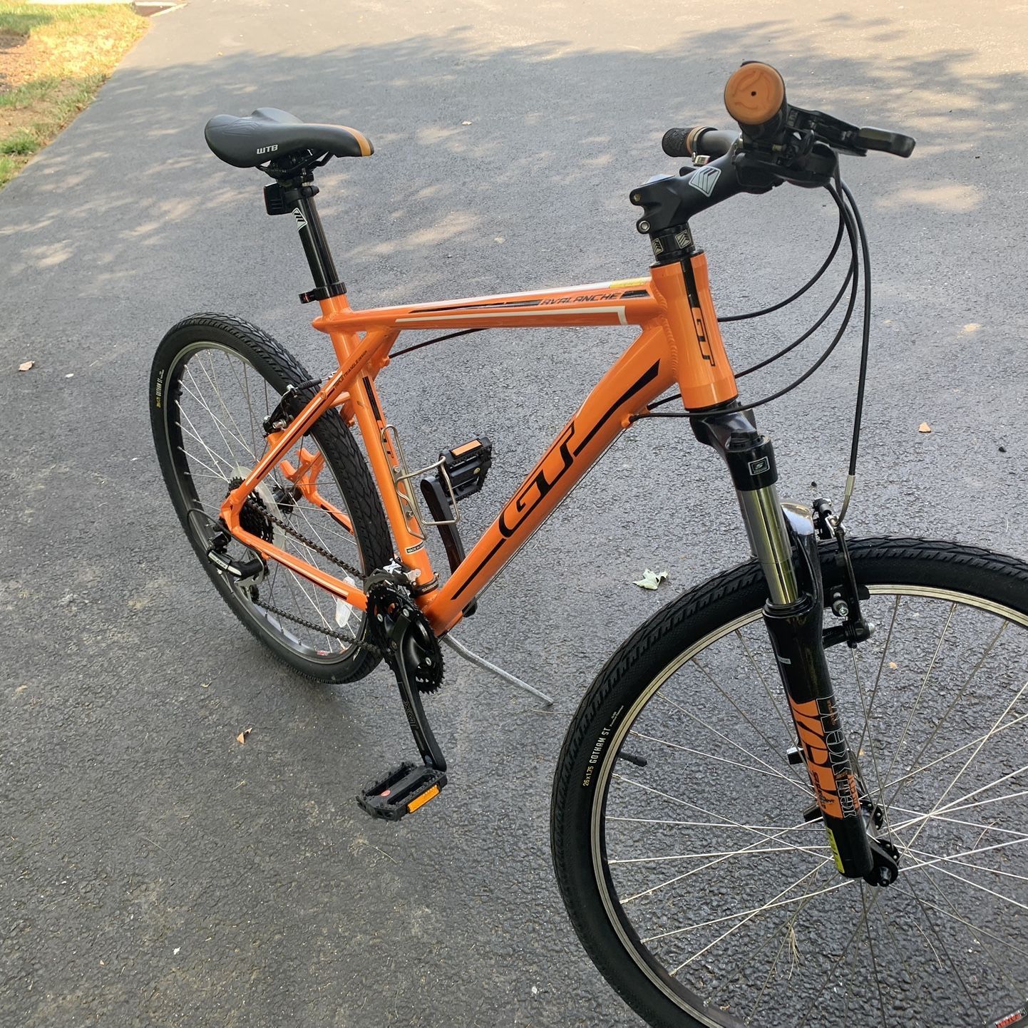 gt bicycles avalanche comp RD Cycles giving you gears to easily climb steep hills and rocket across the mountainside Disc Brakes Gt Bicycles Avalanche