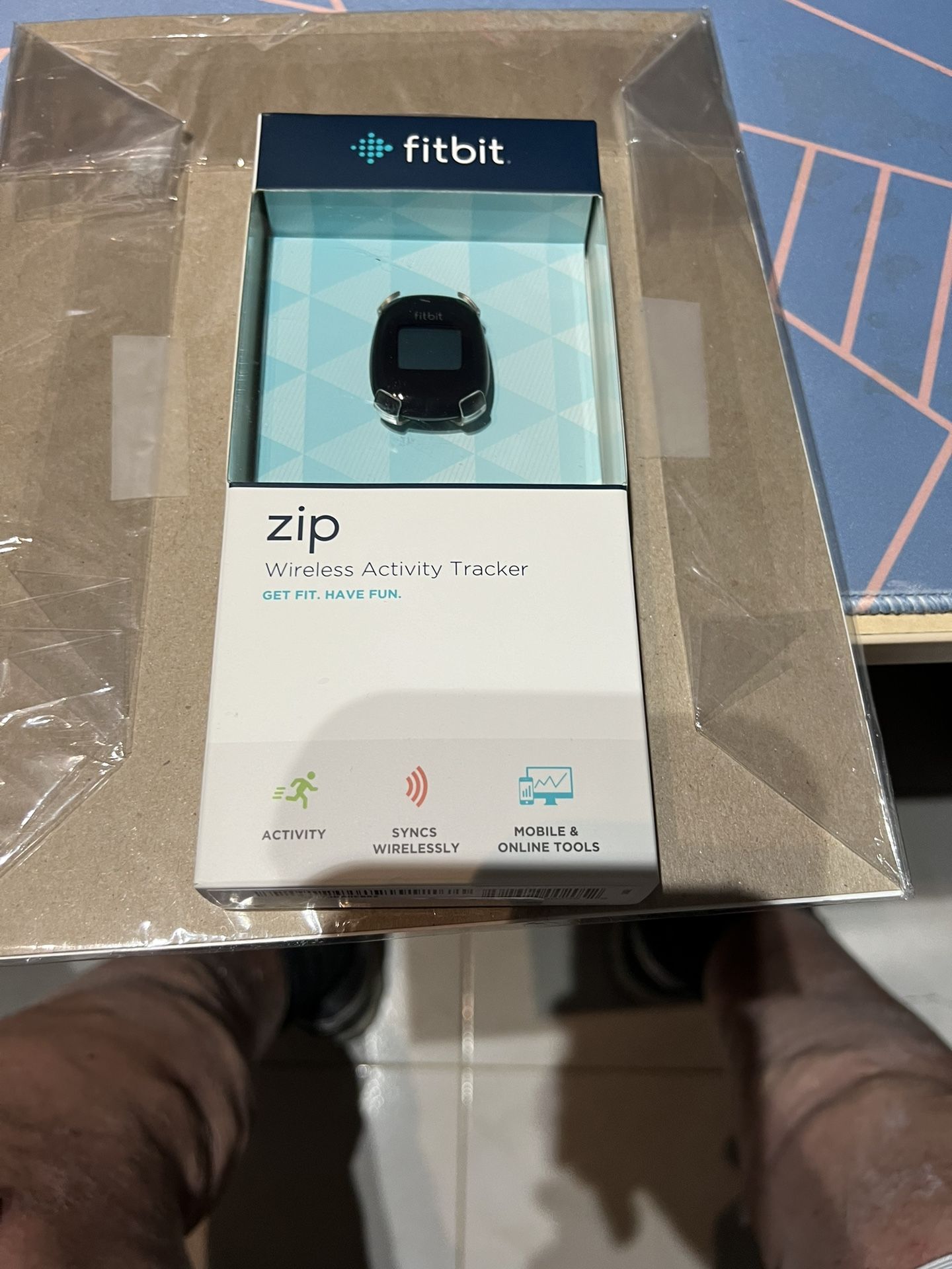 *BRAND NEW* Fitbit Zip Wireless Activity Tracker Charcoal/Black