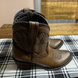 Women’s Boots