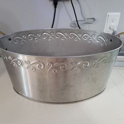 Large Metal Container Drinks & Storage 