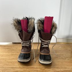 BRAND NEW! Sorel Joan Of Arctic Boot in Brown Size 9