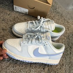 W nike dunk low next nature, size 8 womens 6 mens