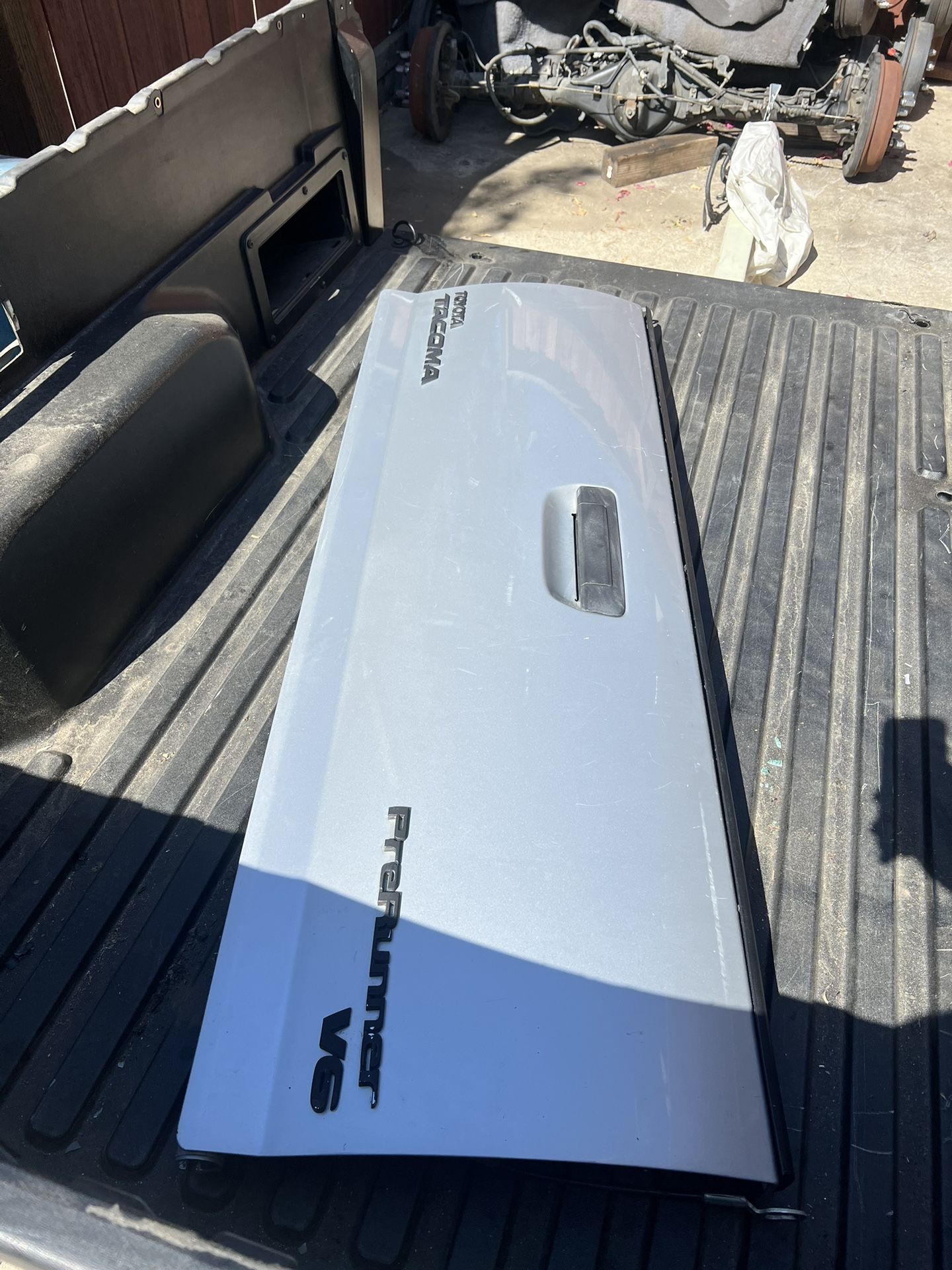 2007. Toyota Tacoma. Tail Gate.