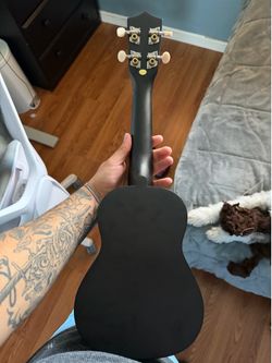 UKULELE!!