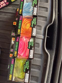 Squeezy jollyfish/cube/gummy bear