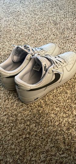 dark black air forces size 10.5