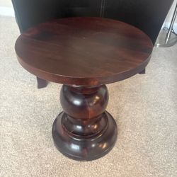 Solid wood side table 16” diameter