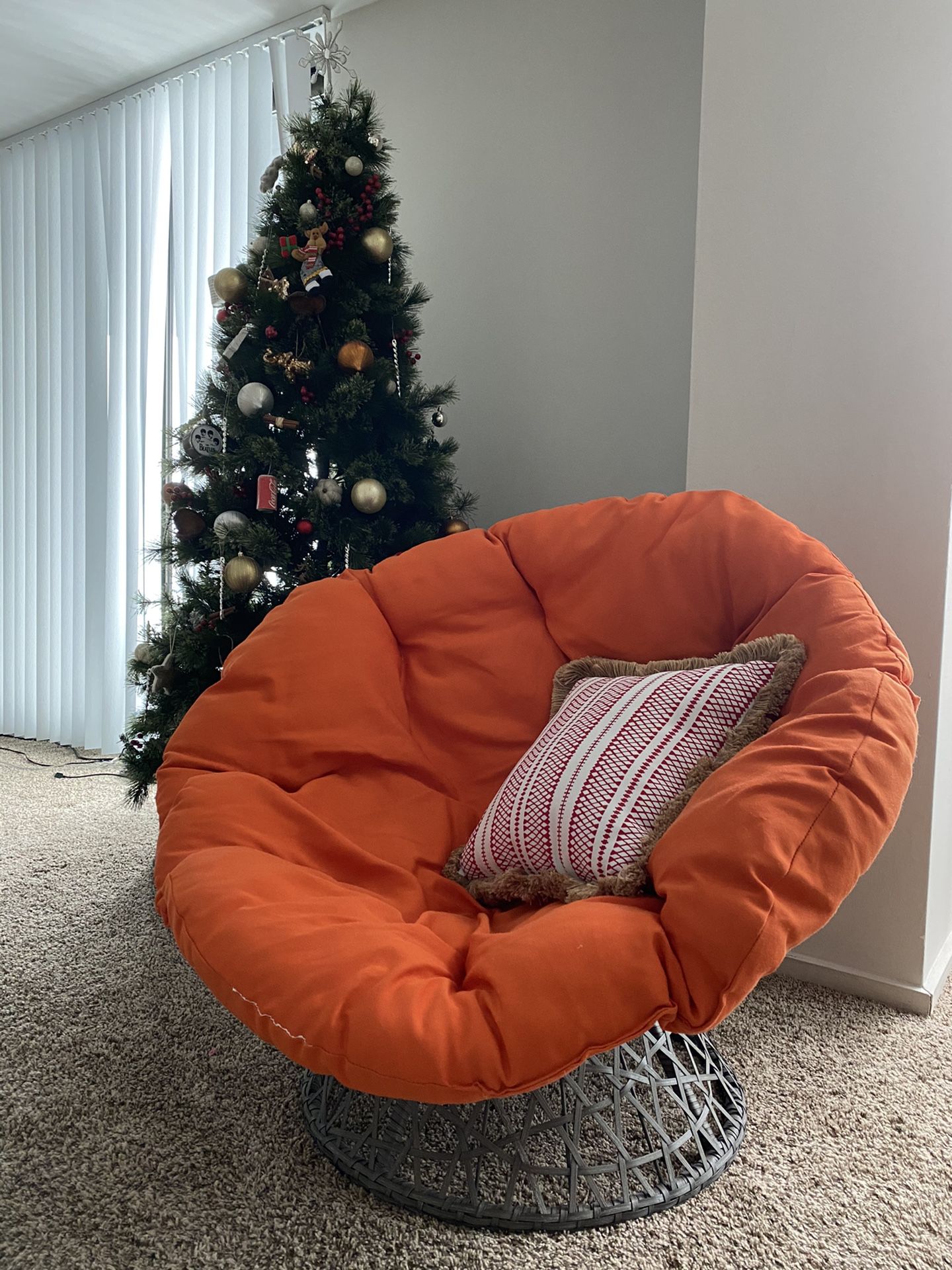 Papasan Chair