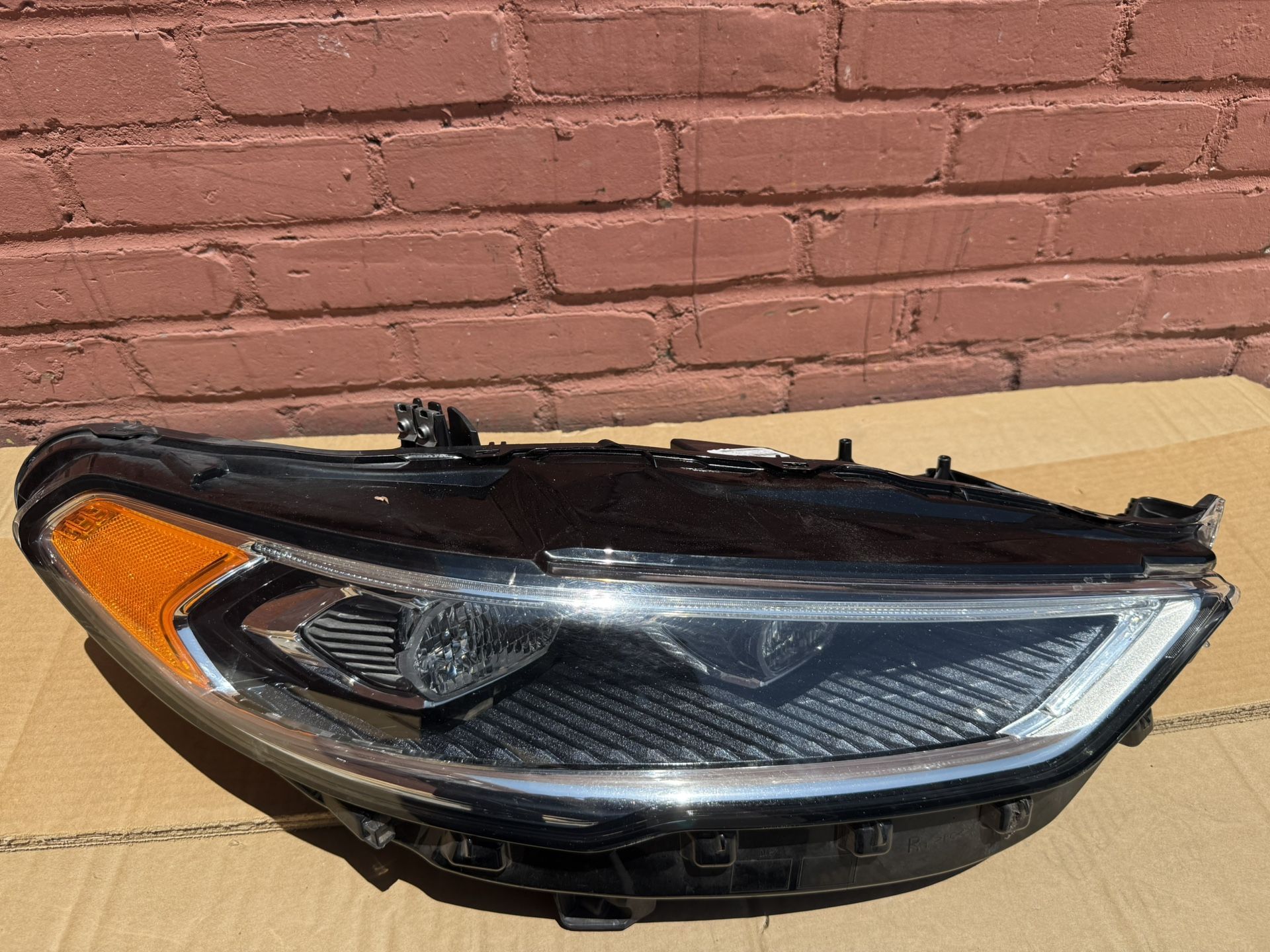 2017-2018-2020 Ford Fusion headlight full led RH