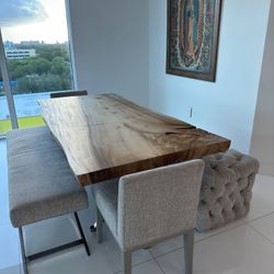 Modern Solid Wood Dinning Table