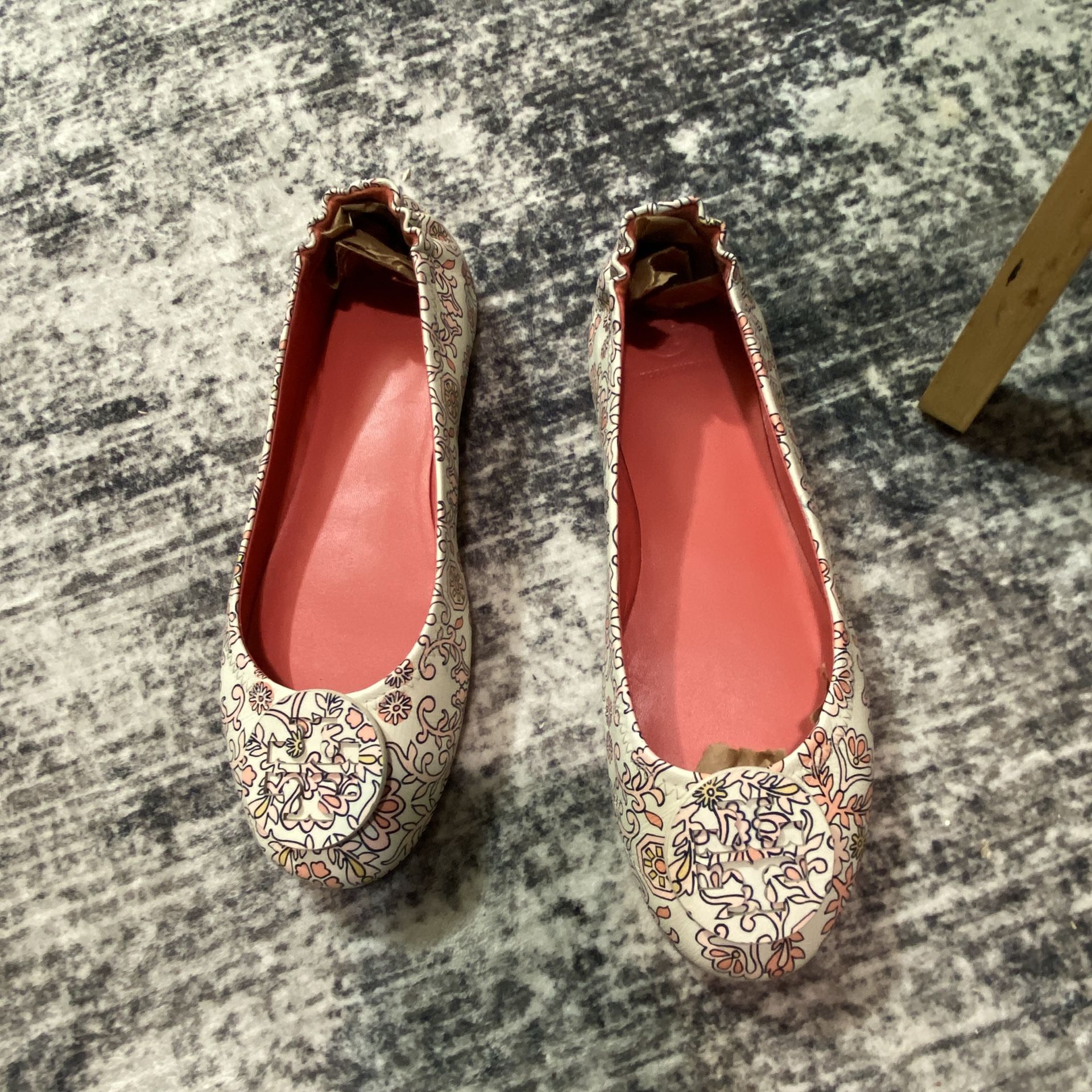 Tory Burch 32727 HICKS GARDEN Minnie Travel Ballet With Logo Printed Napa Leather Size 5M