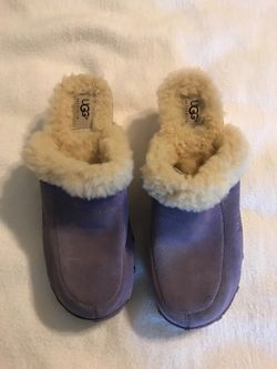 Ugg Clogs