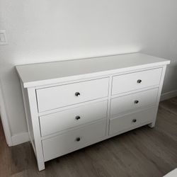 6-drawer White Dresser