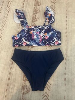 Girl swim set size 10