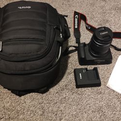 Canon EOS Rebel T7 With Camera Bag 