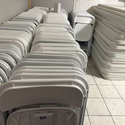 Rento sillas I mesas