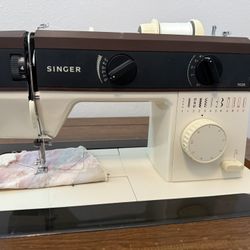 Vintage Singer Sewing Machine, Sewing Table, And Upholstered Storage Chair