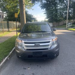 2013 Ford Explorer