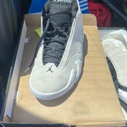 Air Jordan 14 Retro