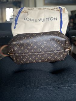 Authentic W Receipt Louis Vuitton Cross body, Last Chance $1050 for Sale in  Glen Ellyn, IL - OfferUp