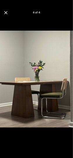 80s Dining Table Set